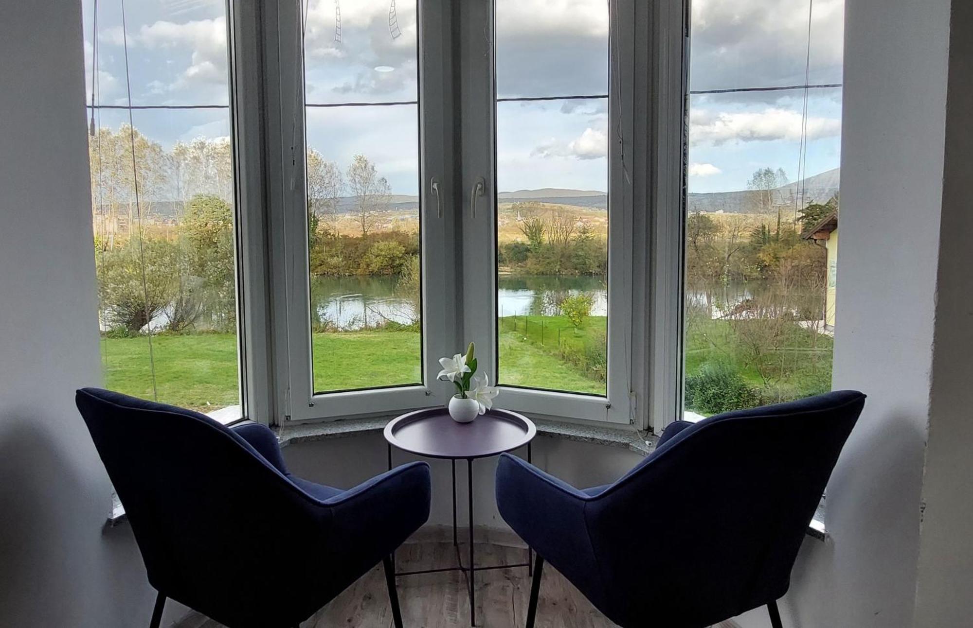 Apartments Window Bihac Bagian luar foto
