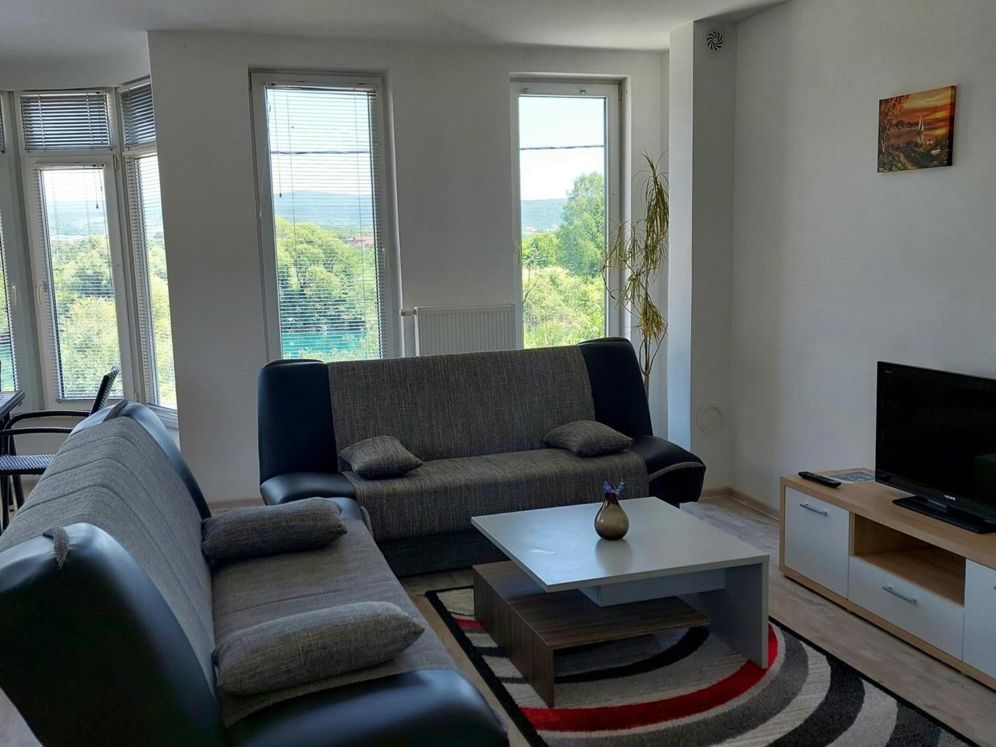 Apartments Window Bihac Bagian luar foto