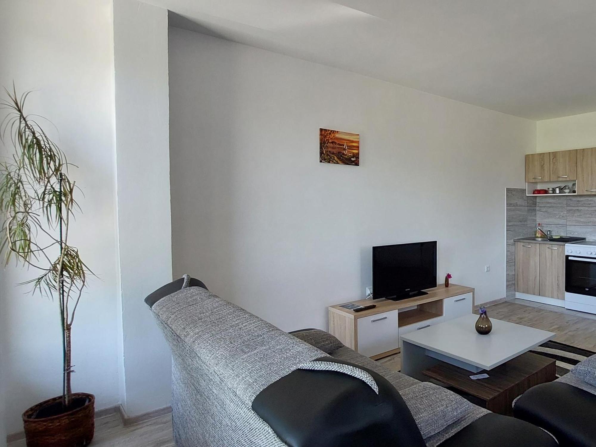 Apartments Window Bihac Bagian luar foto