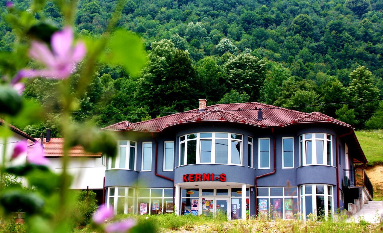 Apartments Window Bihac Bagian luar foto